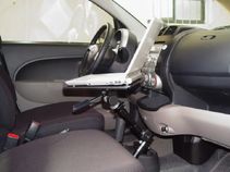 PC bord med justerbar teleskop arm